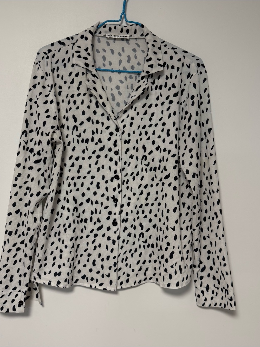 Ecowish Dalmatian Print Blouse – Black & White Spotted Button-Up – Women’s Large